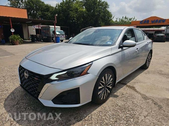 2024 Nissan Altima SV