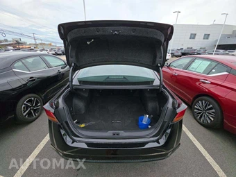 2024 Nissan Altima SV – miniatura 14