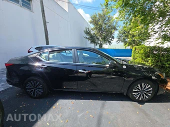 2024 Nissan Altima SV – miniatura 4
