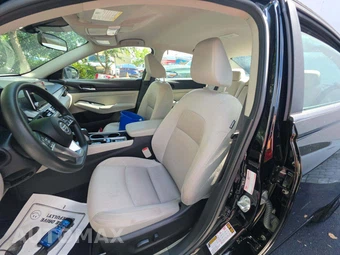 2024 Nissan Altima SV – miniatura 6