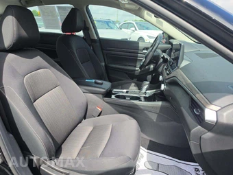 2024 Nissan Altima SV - miniatura 18