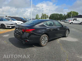 2024 Nissan Altima SV - miniatura 3