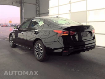 2024 Nissan Altima SV - miniatura 8
