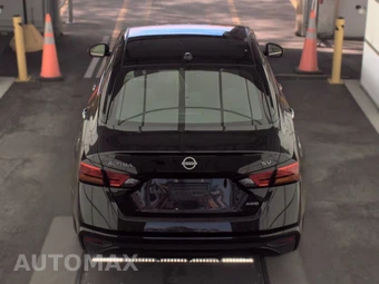 2024 Nissan Altima SV - miniatura 6