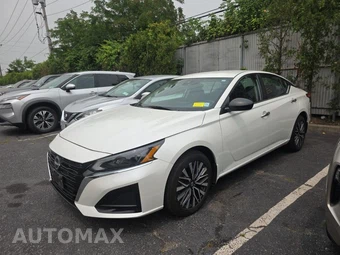 2024 Nissan Altima SV