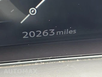 2024 Nissan Ariya EVOLVE+ e-4ORCE – miniatura 13