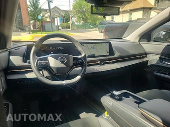 2024 Nissan Ariya EVOLVE+ e-4ORCE – miniatura 12