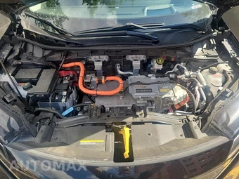 2024 Nissan Ariya EVOLVE+ e-4ORCE – miniatura 17