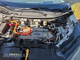 2024 Nissan Ariya PLATINUM+ e-4ORCE – miniatura 22