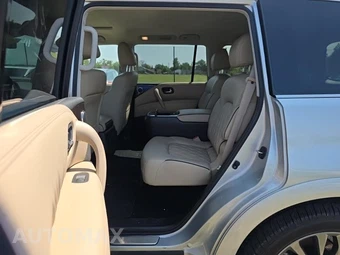 2024 Nissan Armada Platinum - miniatura 14