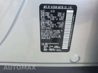 2024 Nissan Armada SV – miniatura 2