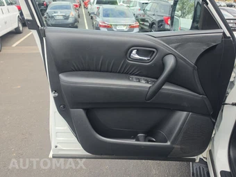 2024 Nissan Armada SV – miniatura 9