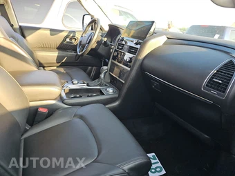 2024 Nissan Armada SV - miniatura 8