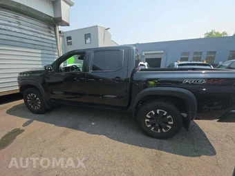 2024 Nissan Frontier PRO-4X Crew Cab Medium Bed – miniatura 2