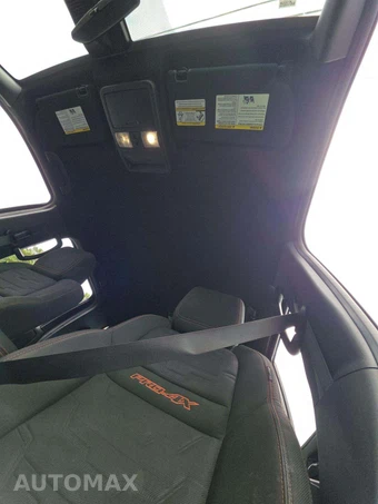2024 Nissan Frontier PRO-4X Crew Cab Medium Bed - miniatura 11
