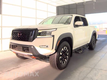 2024 Nissan Frontier PRO-4X Crew Cab Medium Bed