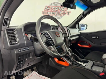 2024 Nissan Frontier PRO-4X Crew Cab Medium Bed - miniatura 10