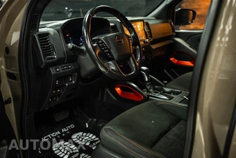 2024 Nissan Frontier PRO-4X Crew Cab Medium Bed - miniatura 8