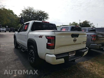 2024 Nissan Frontier PRO-4X Crew Cab Medium Bed – miniatura 2