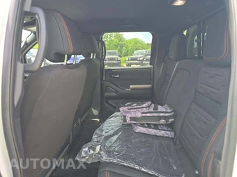 2024 Nissan Frontier PRO-4X Crew Cab Medium Bed – miniatura 12