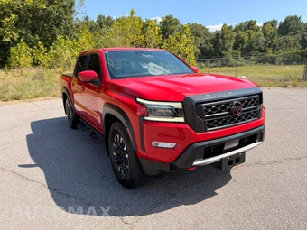 2024 Nissan Frontier PRO-X Crew Cab Short Bed - miniatura 3