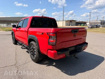 2024 Nissan Frontier PRO-X Crew Cab Short Bed - miniatura 7