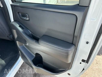 2024 Nissan Frontier S Crew Cab Medium Bed - miniatura 12
