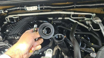 2024 Nissan Frontier S Crew Cab Short Bed – miniatura 23
