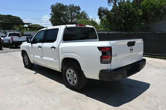 2024 Nissan Frontier S Crew Cab Short Bed - miniatura 3