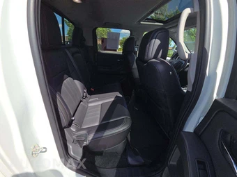 2024 Nissan Frontier SL Crew Cab Medium Bed - miniatura 16
