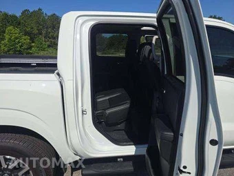 2024 Nissan Frontier SL Crew Cab Medium Bed – miniatura 17