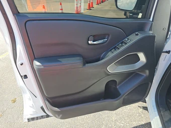 2024 Nissan Frontier SV Crew Cab Medium Bed - miniatura 9