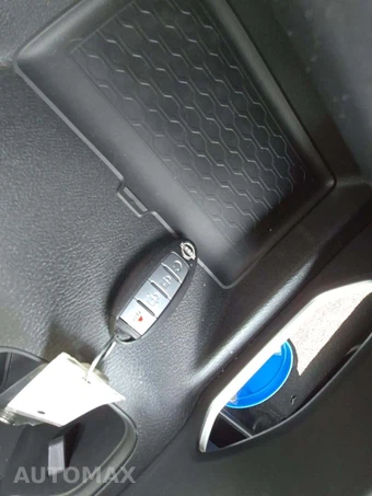 2024 Nissan Frontier SV Crew Cab Medium Bed – miniatura 8
