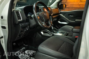 2024 Nissan Frontier SV Crew Cab Medium Bed - miniatura 8