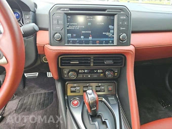 2024 Nissan GT-R Premium - miniatura 10