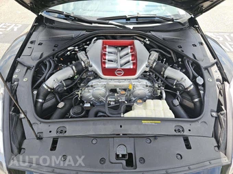 2024 Nissan GT-R Premium - miniatura 24