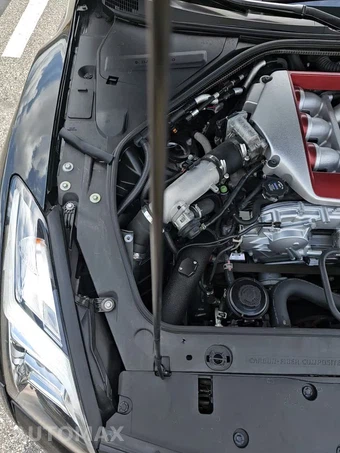 2024 Nissan GT-R Premium - miniatura 25