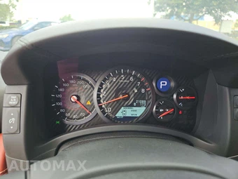 2024 Nissan GT-R Premium - miniatura 9