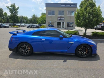 2024 Nissan GT-R Premium - miniatura 4