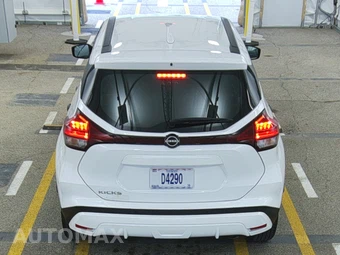 2024 Nissan Kicks S - miniatura 5