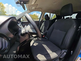 2024 Nissan Kicks S - miniatura 3