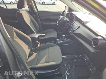 2024 Nissan Kicks S – miniatura 8