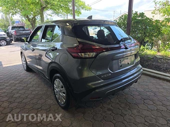 2024 Nissan Kicks S – miniatura 2