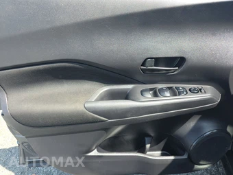 2024 Nissan Kicks S – miniatura 9