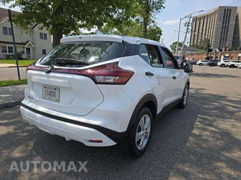 2024 Nissan Kicks S – miniatura 3