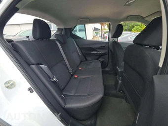 2024 Nissan Kicks S - miniatura 16