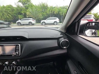 2024 Nissan Kicks S - miniatura 19