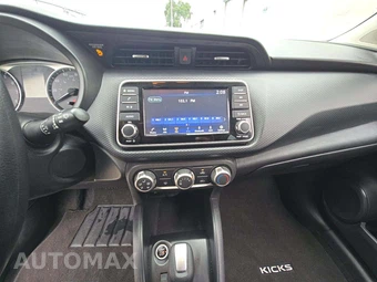 2024 Nissan Kicks S - miniatura 7