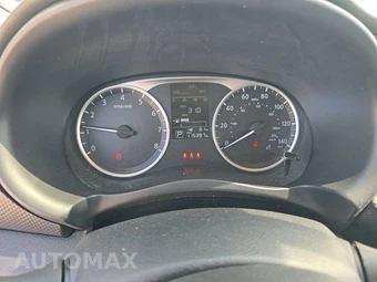 2024 Nissan Kicks S - miniatura 12