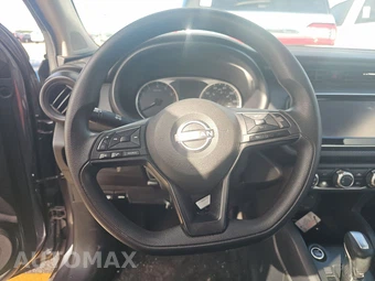 2024 Nissan Kicks S – miniatura 10